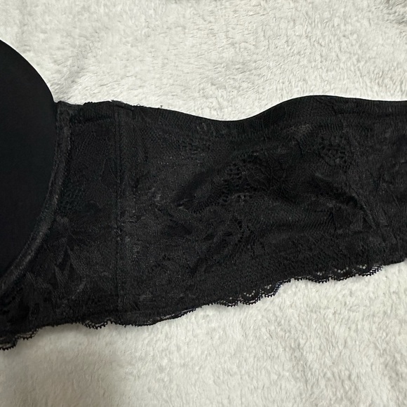 Torrid- Elegant Black Lace Women's Bra - Picture 2 of 3